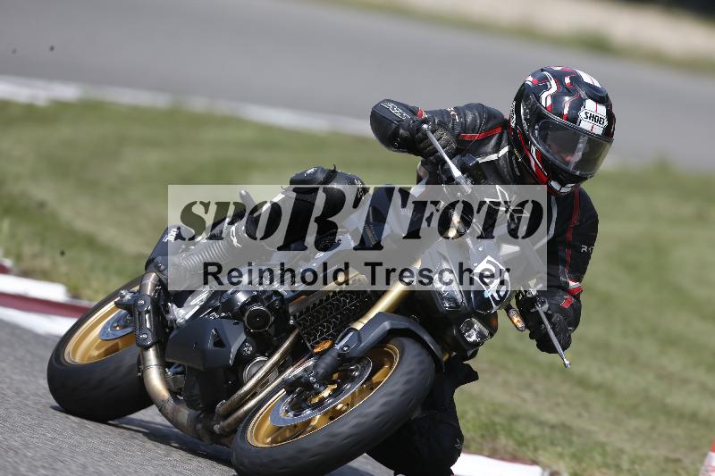 Archiv-2025/49 26.08.2025 Cornu Master School ADR/blau-bleu/29